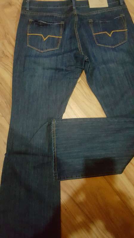 GUESS Rebel Regular Fit - Mens Jeans - W36L32 - Brand New