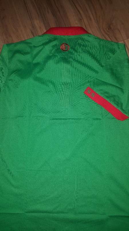 GUESS GOLFER - X-Large (Slim Fit) - Brand New