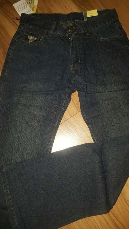 Original GUESS Regular Fit - Mens Jeans - W32L32 - Brand New