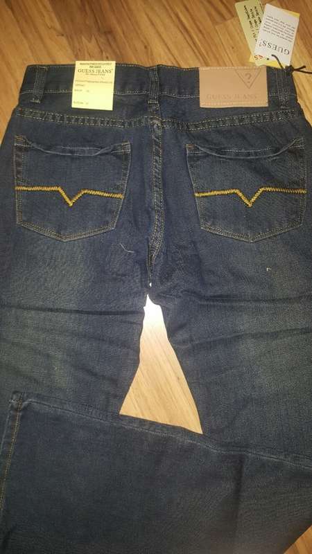 Original GUESS Regular Fit - Mens Jeans - W32L32 - Brand New