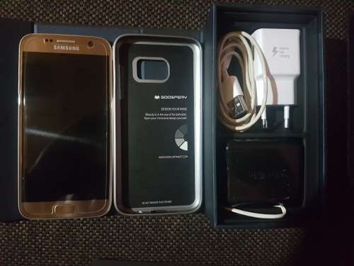 Samsung S7 32GB Boxed Gold + Fast Charger + Cover + Tempered Gl - excellent condition - Worth R14999