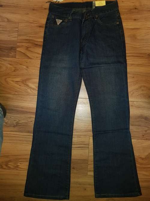 GUESS JEANS SIZE W32L32 - Brand New (Rocker Bootleg - Dark Vintage Blue) - S