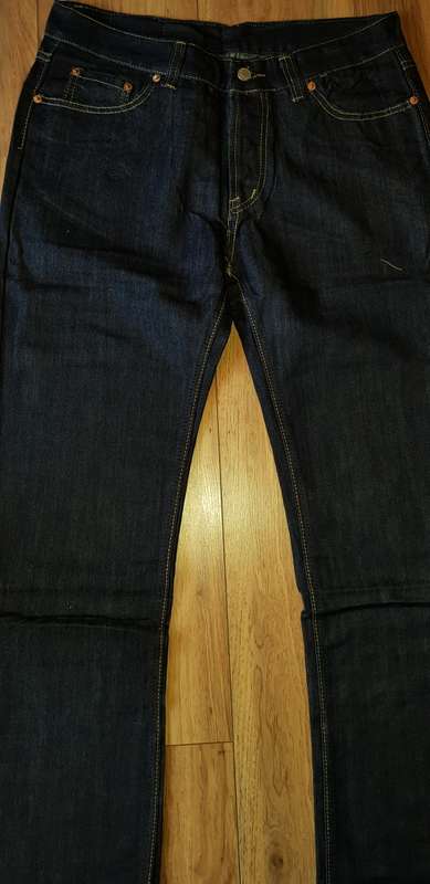 LEVI STRAUSS - 501 - Mens Jeans - Size W32L33 - Brand New - Blue