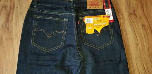 LEVI STRAUSS - 501 - Mens Jeans - Size W32L33 - Brand New - Blue