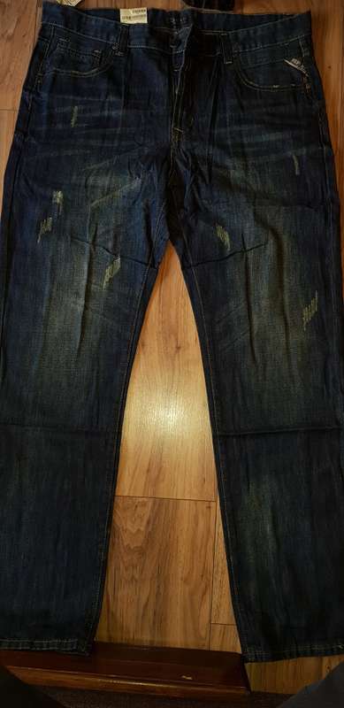 REPLAY Jennon JEANS SIZE 32 - Brand New (Regular Low Waist)