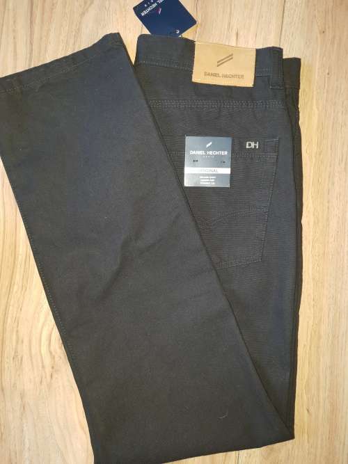 DANIEL HECTER (DH) - Mens Jeans - SIZE 34 - Brand New - Black