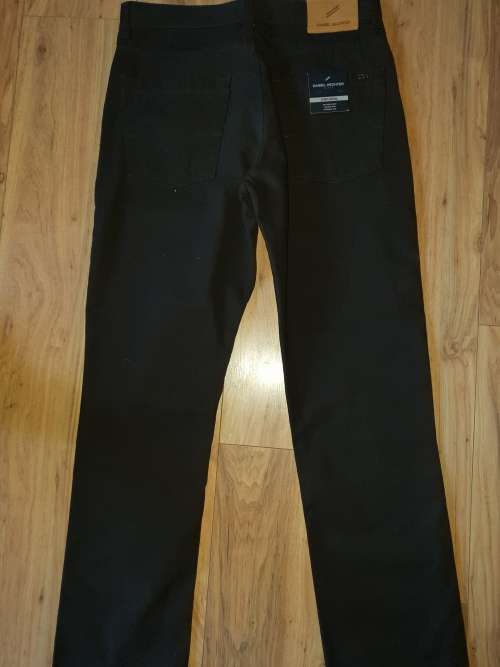 DANIEL HECTER (DH) - Mens Jeans - SIZE 34 - Brand New - Black