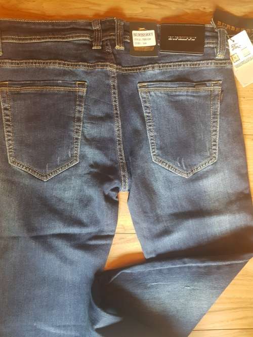 BURBERRY JEANS - TH012# - Mens Jeans - SIZE 34 - Brand New