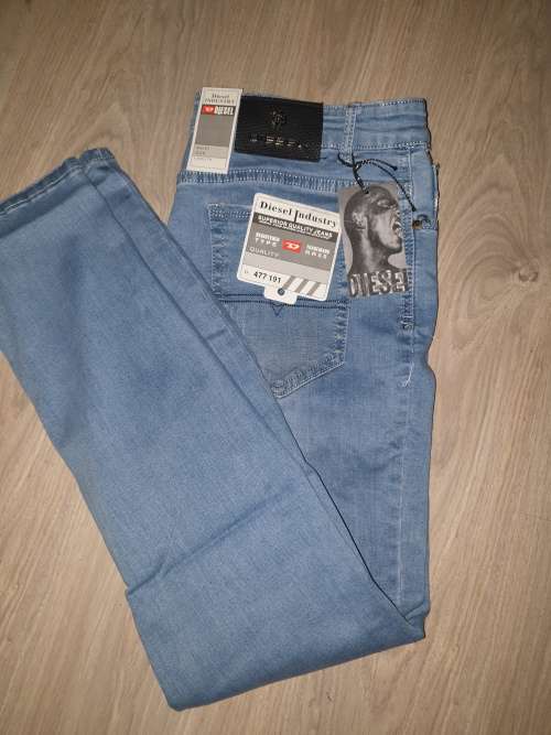 DIESL SKINNY JEANS - DS310# - Mens Jeans - SIZE 34 - Brand New