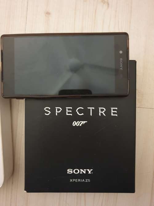 Sony Xperia Z5 Spectre Edition - Boxed - Excellent Condition 9 out of 10