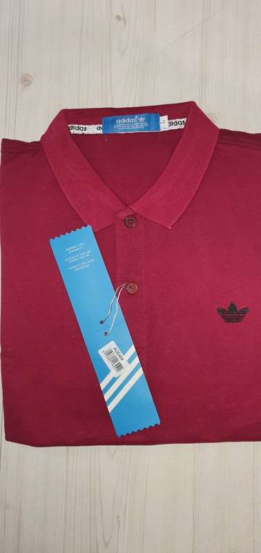 Adidas Slim Fit - Medium - Brand new - with tags (Maroon)
