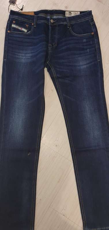 DIESL SKINNY JEANS - TH014# - Mens Jeans - SIZE 38 - Brand New