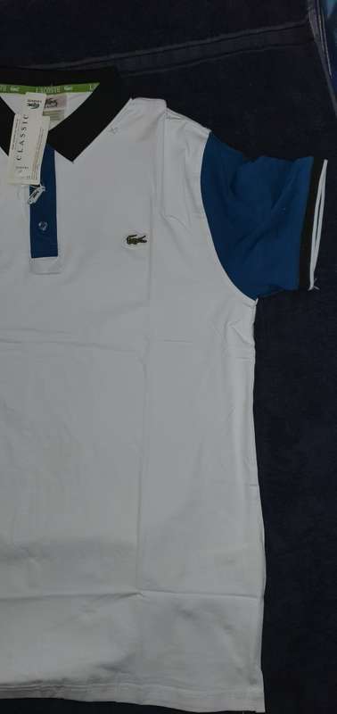 Lacoste Slim Fit - Large - Brand new - with tags (White)