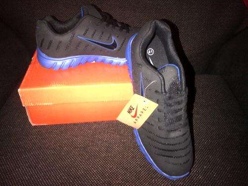 Nike Mens Shoes UK 7  - Brand New