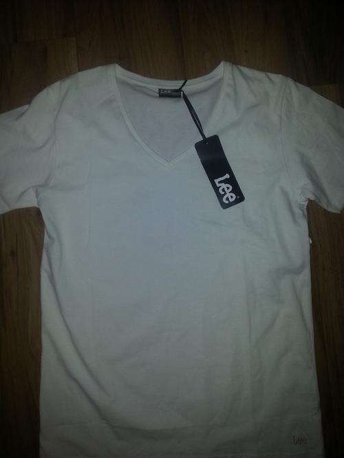 LEE T-Shirt Large - Brand New