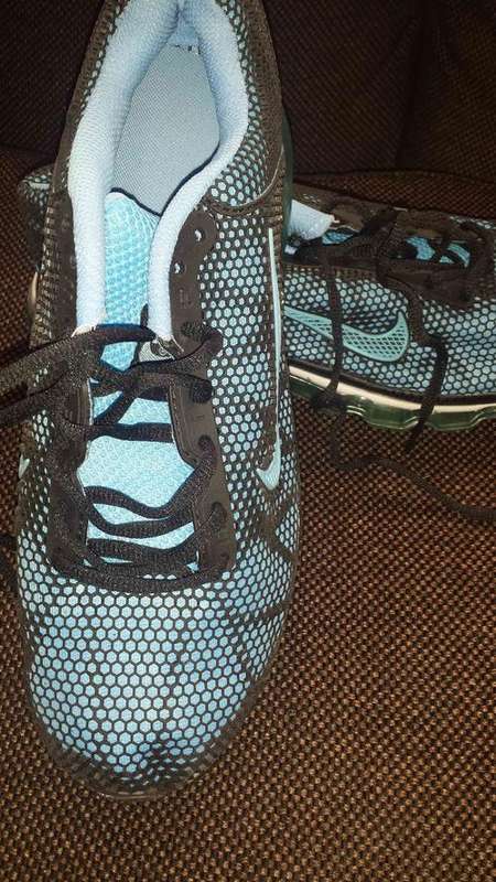 Nike Air Max Mens Shoes UK 9  - Brand New