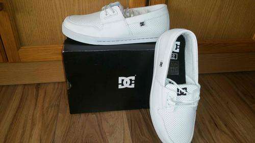 DC - ORIGINAL - SHOES SA SIZE12 - BRAND NEW