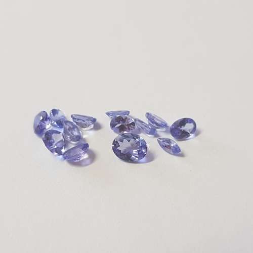 2.27ct Tanzanite Lot