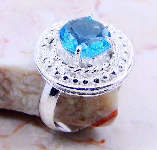 Free Shipping | QUARTZ BLUE TOPAZ .925 SILVER RING US Size 8 ; (Z12555)