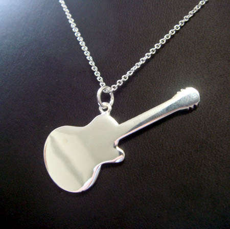 Beautiful Brand New Necklace AA94