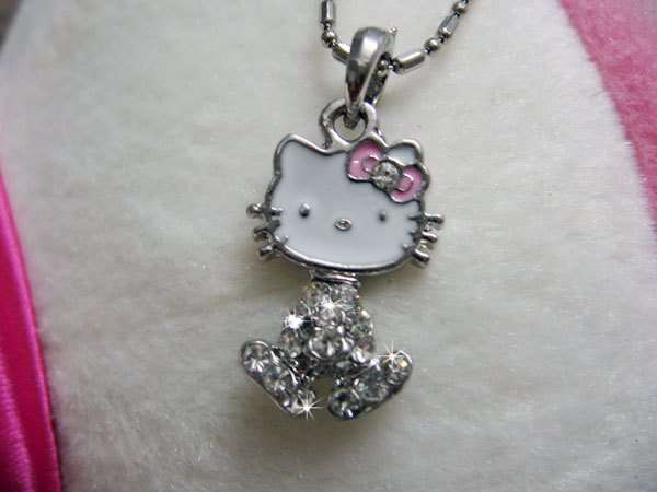 Hello Kitty Crystal Jewelry Necklace Xmas Gift CFN003