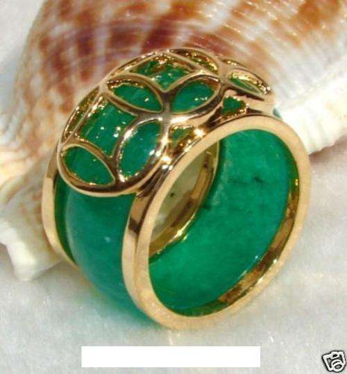 SALE NOBLE GREEN JADE RING