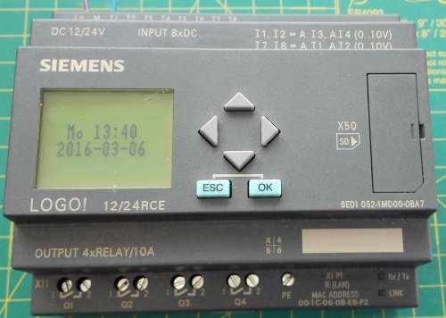 Siemens LOGO! 12/24 RCE PLC