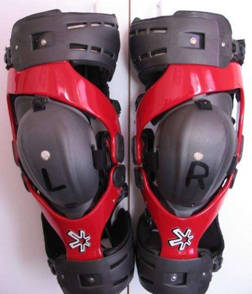 Cell Knee Protection