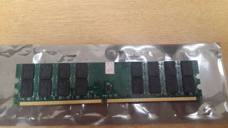 BRAND NEW 4GB DDR2 RAM. R1, NO RESERVE!!!!