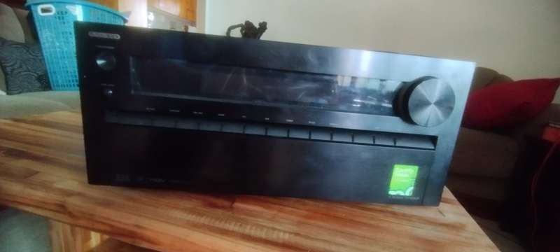 ONKYO TX-NR809 (FOR PARTS OR REPAIR)