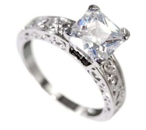 ^^ FREE SHIPPING ^^2.05CTS VICTORIAN PRINCESS CUT ENGAGEMENT RING CLAD IN 18K GOLD SIZE 6