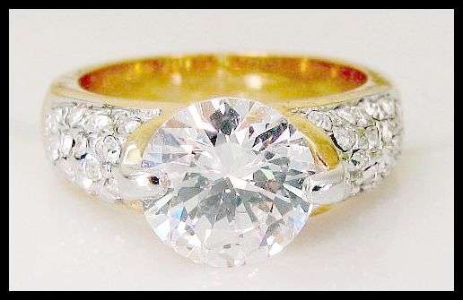 **STUNNING 35 STONE RING!!! - CZ DIAMONDS SET IN 18K YELLOW  GOLD GP size 7