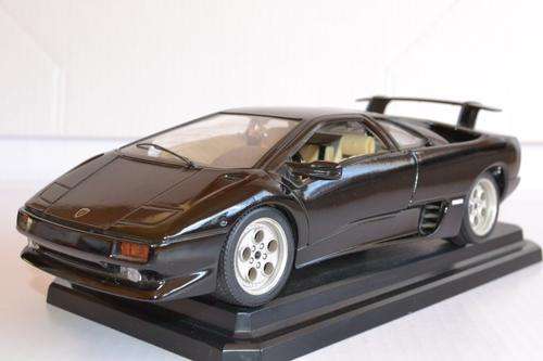 LAMBORGHINI DIABLO BLACK - 1:18 BURAGO - MINT CONDITION