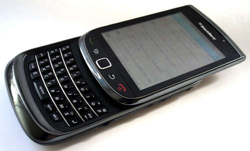BLACKBERRY TORCH 9800 + HOME CHARGER + CAR CHARGER + MICRO USB CABLE + 8GBS MEMORY SD CARD