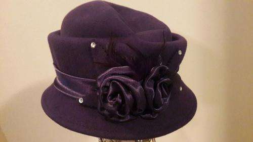 GO VINTAGE WITH A PURPLE HAT with roses, feathers and diamante