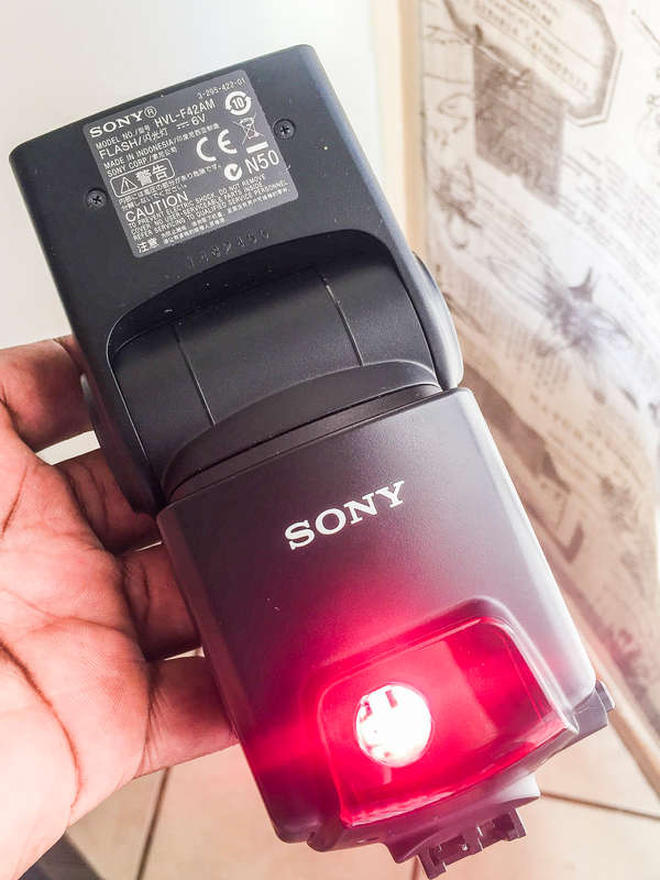 Sony HVL-F42AM flash (for Alpha dSLR)