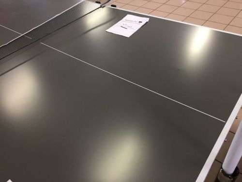 Outdoor Table Tennis Table + 4 Donnay Bats