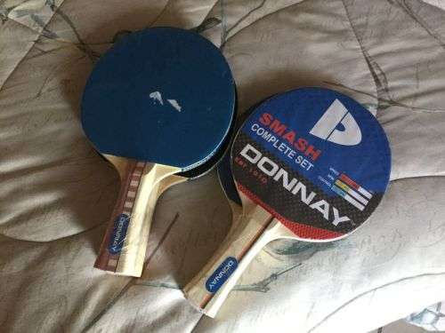 Outdoor Table Tennis Table + 4 Donnay Bats