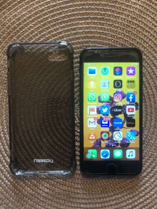 iPhone 8 64GB