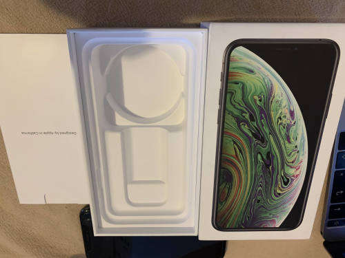 iPhone XS 64gb