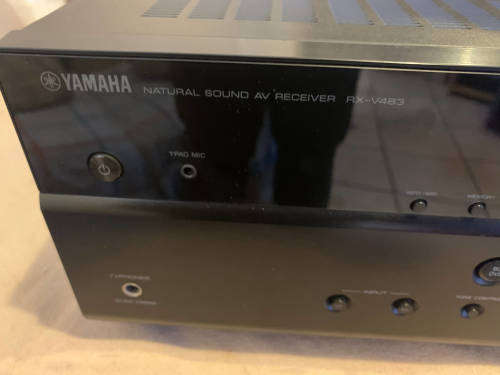 Yamaha RX-V483