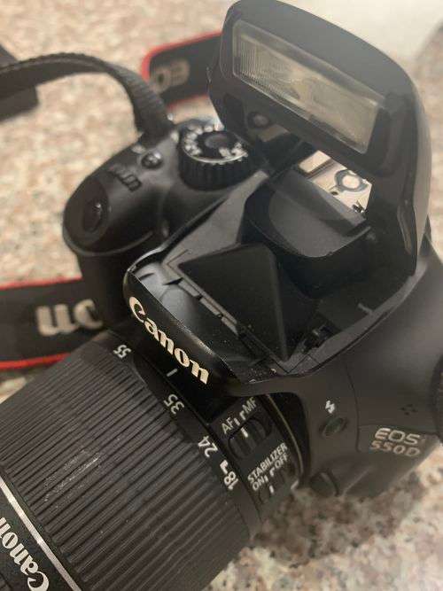 Canon 550D + 18-55mm lens