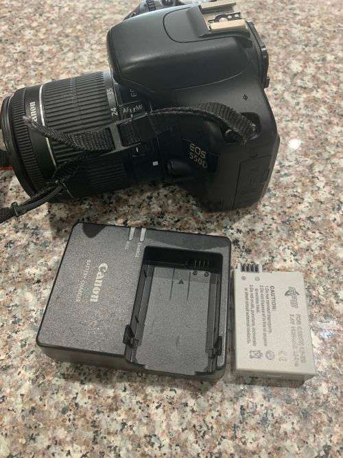 Canon 550D + 18-55mm lens