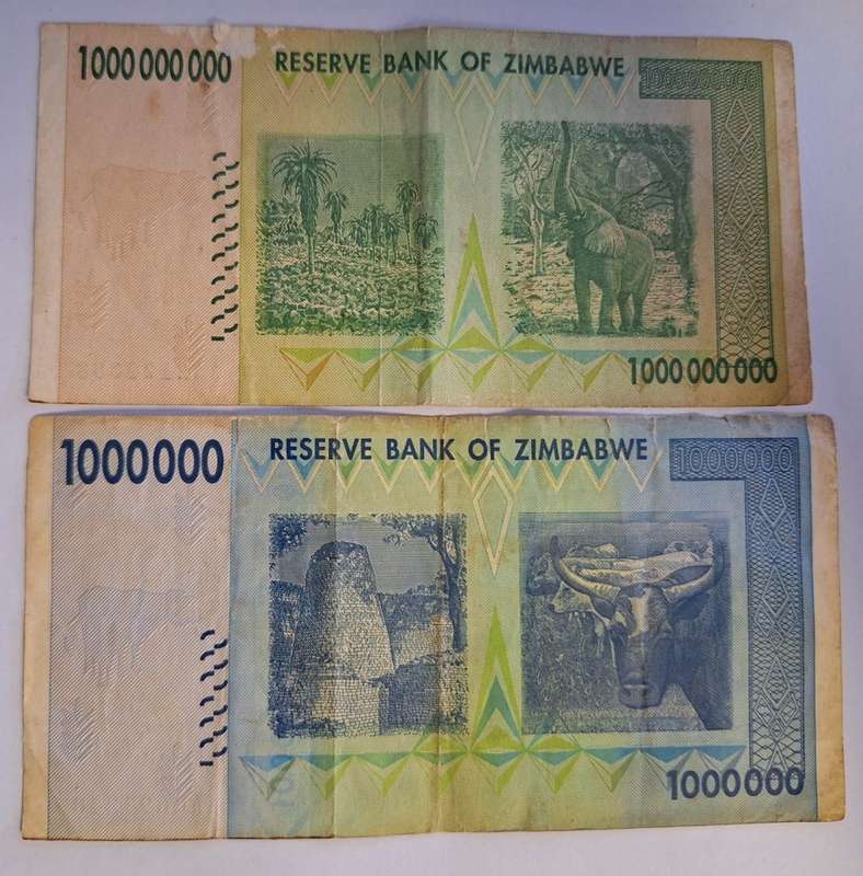 2008 - Zimbabwe $1 Billion & $1 Million Old Dollar Circulated
