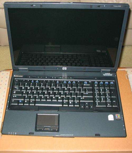 HP Compaq nx9420, with Original Windows XP sticker! Cracked screen