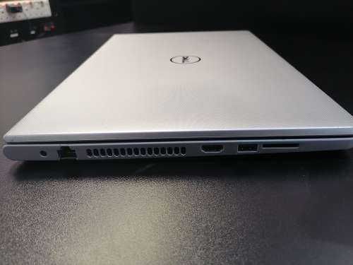 LAPTOP DELL