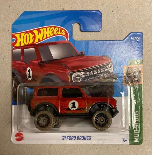 Hot wheels , 8 Various off road cars , Mud Studs series , VW , Landrover, Landcruiser , Bronco, Jeep