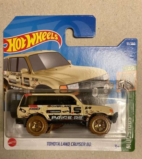 Hot wheels , 8 Various off road cars , Mud Studs series , VW , Landrover, Landcruiser , Bronco, Jeep