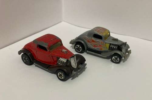 Hot Wheels , 2 x Ford , old Hot Wheels , play worn , unboxed