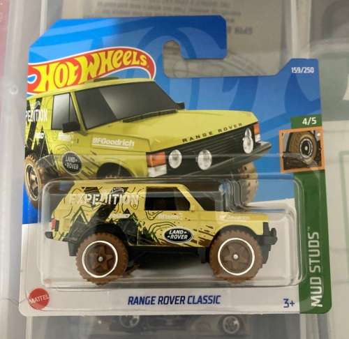 Hot wheels , 8 Various off road cars , Mud Studs series , VW , Landrover, Landcruiser , Bronco, Jeep